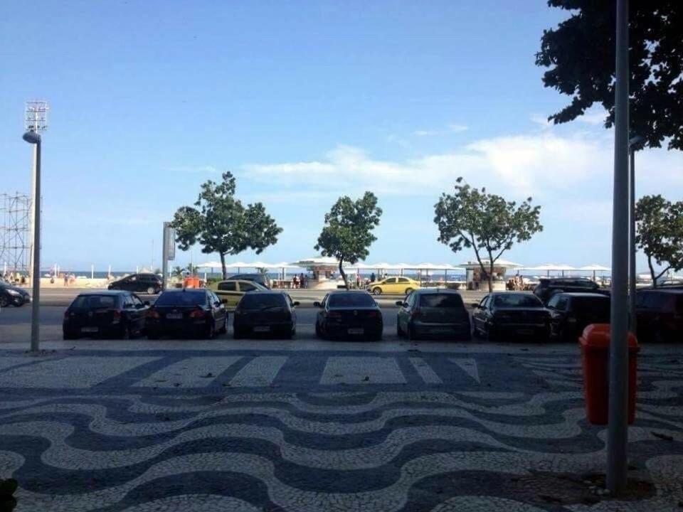 Frente Mar De Copacabana Apartment Rio de Janeiro Bagian luar foto